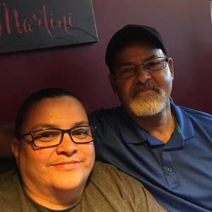 Meet your Posher, Kim leon